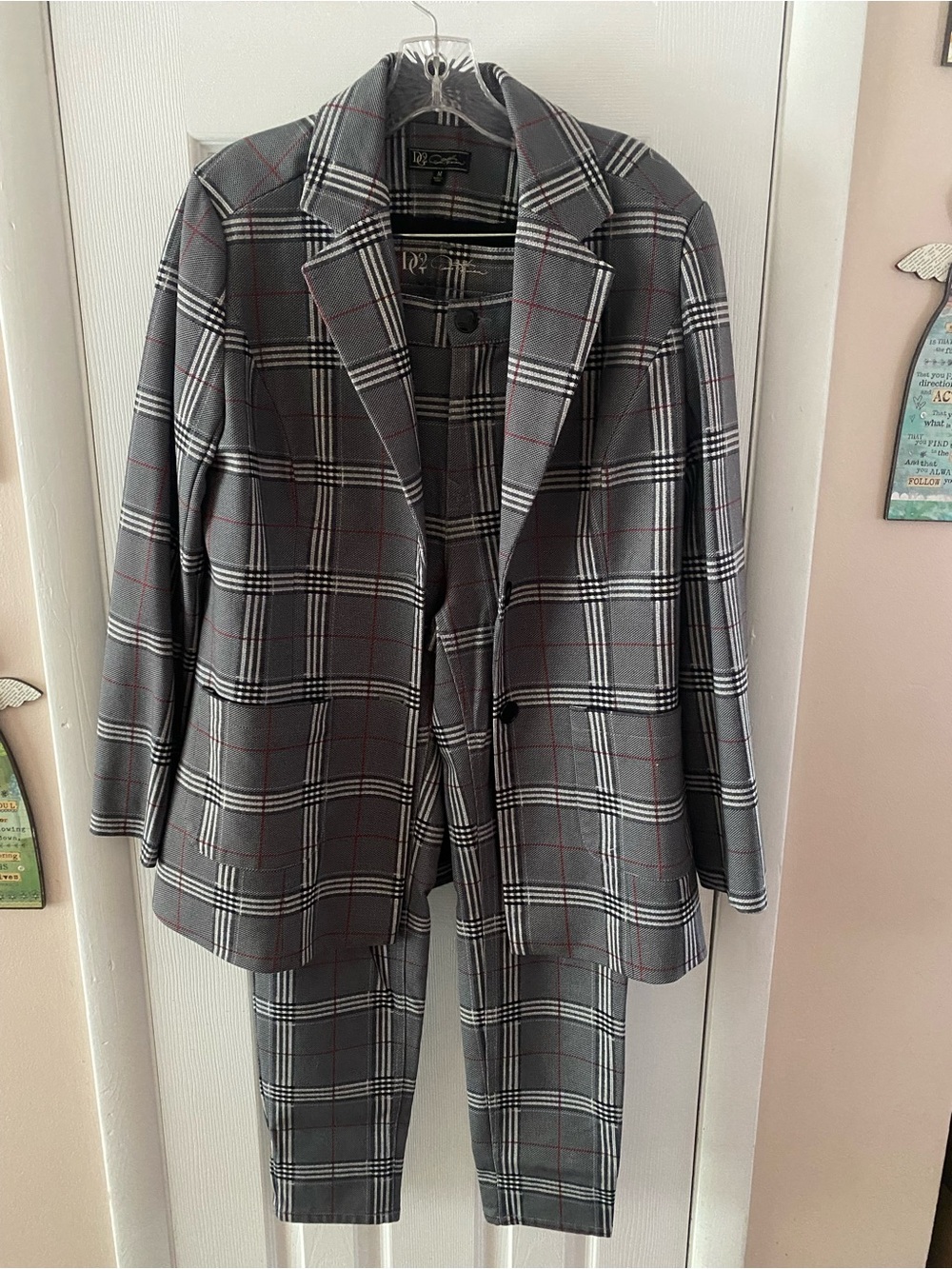 Diane Gilman Woman’s Gray Plaid Blazer and Pants Set